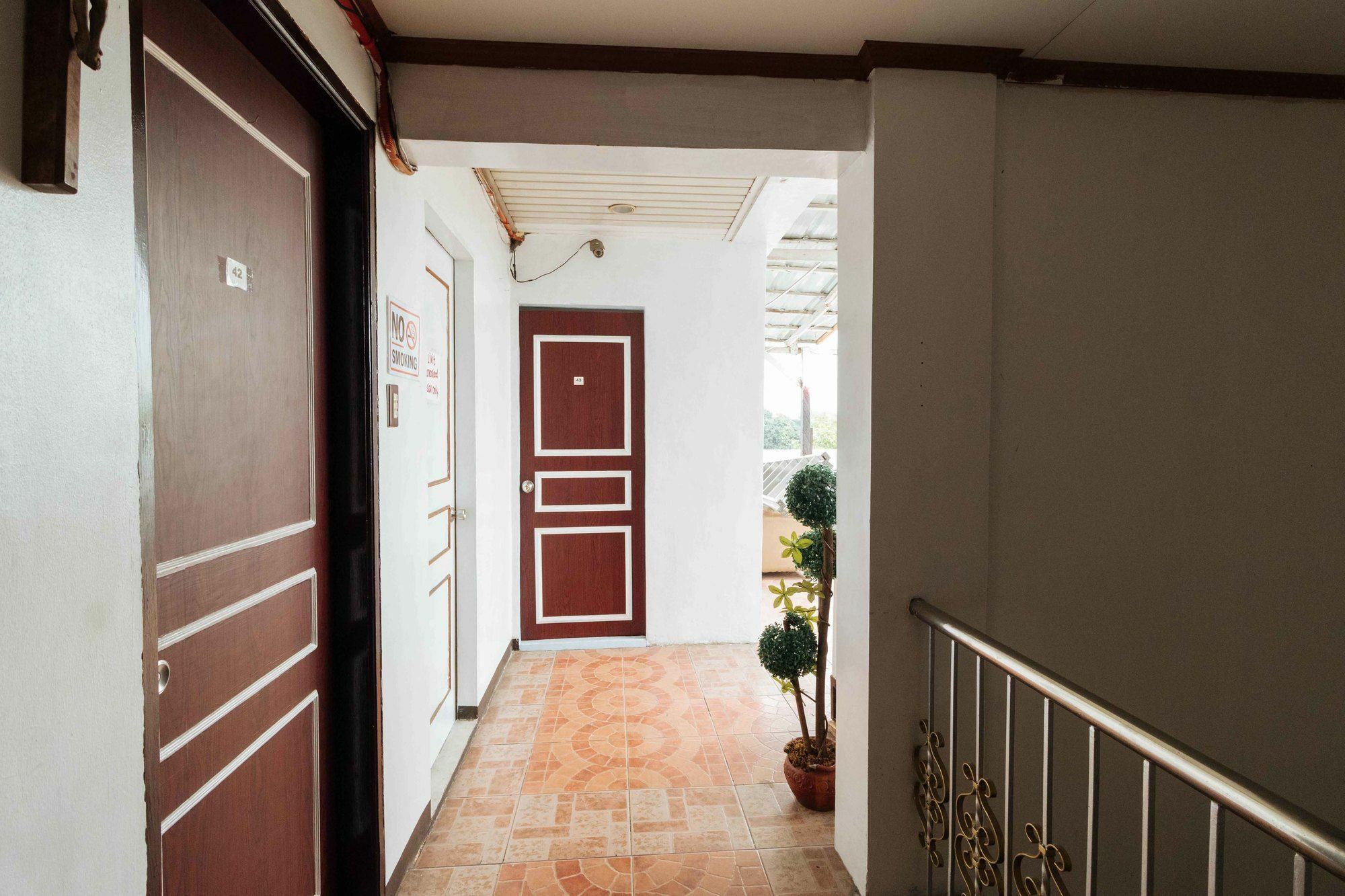 Reddoorz @ Up Village Quezon City Ngoại thất bức ảnh